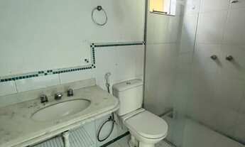 Imagem 1: Casa de condomínio sobrado para venda tem 310 metros quadrados com 5 quartos