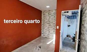 Imagem 2: Casa ampla 3 quartos, banheiro recem reformado, cozinha grande,quintal, varanda