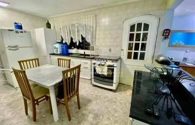 Imagem 6: Casa com 6 dormitórios à venda, 218 m² por R$ 742.000,00 - Jardim do Estádio - Santo André