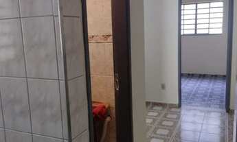 Imagem 4: Casa de um quarto em avenida familiar