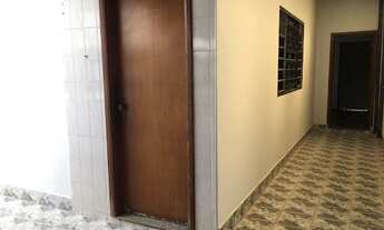 Imagem 4: Ótima Residência para Aluguel Avenida Piracicamirim!