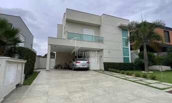 Imagem 2: Casa à venda com 300m², no Residencial Tamboré 11