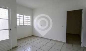 Imagem 5: Casa de rua-À VENDA-Núcleo Residencial Afonso Zupardo-Itatiba-SP