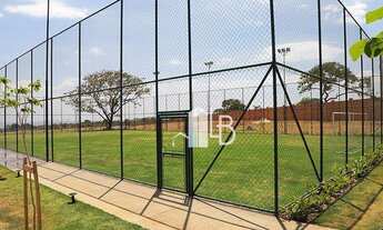 Imagem 2: Casa alto padrão com quatro quartos e área gourmet completa