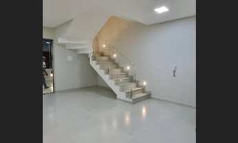 Imagem 5: Sobrado à venda em Ipatinga-MG, 3 dormitórios, sendo 1 suite