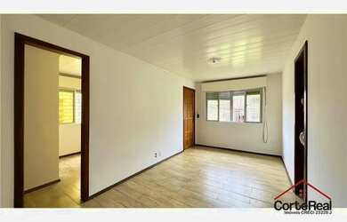 Imagem 2: PORTO ALEGRE - Casa Padrão - Partenon