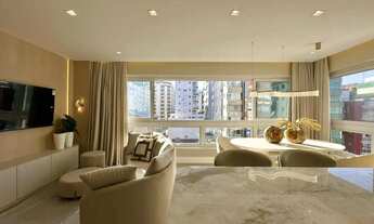 Imagem 4: 3 Suites com infra completa! Poucos metros do mar!