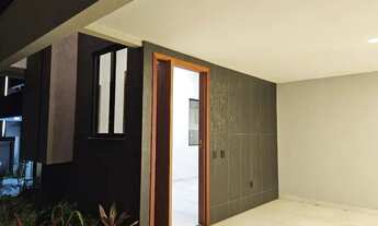 Imagem 2: Casa Térrea no Condomínio Monte Carlo, 4 quartos, 4 suítes mais 2 vagas de garagem