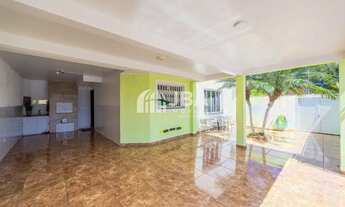 Imagem 4: Triplex para venda possui 190 m2 com 4 quartos em Boqueirão - Curitiba - PR