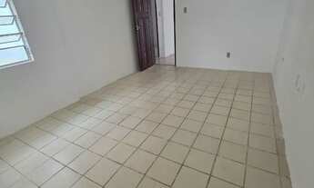 Imagem 4: Imóvel para aluguel e venda possui 200 metros quadrados com 3 quartos