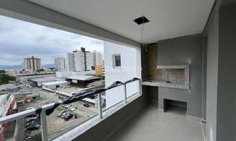 Imagem 7: Estreito Apartamento com 2 dormitórios