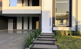 Imagem 3: Casa de condomínio térrea para venda com 213 metros quadrados com 4 quartos