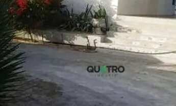 Imagem 3: OPORTUNIDADE - VENDA CASA PÉ NA AREIA - PORTEIRA FECHADA - 4 Suítes . 300 m² por R$ 450.00