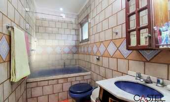 Imagem 6: Casa no menino Deus com restaurante instalado