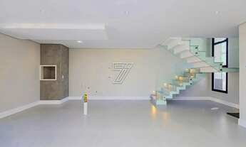 Imagem 4: Casa moderno com três suítes-duas vagas cobertas-duas churrasqueiras