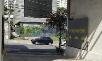 Imagem: Terreno pronto para construir