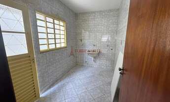 Imagem 6: CASA DE 02 QUARTOS NO PARQUE SANTA MARIA