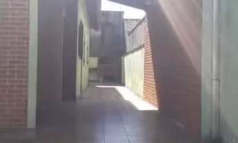 Imagem 6: Casa térrea avarandada -churrasqueira, garagem 6 carros, 3 quartos, sala, copa, cozinh