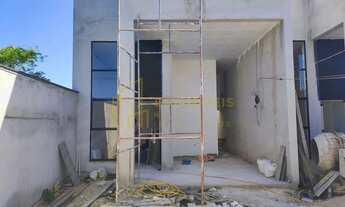 Imagem 2: Seu Novo Lar: Casa com 1 Suíte e Acabamento Premium em São Francisco