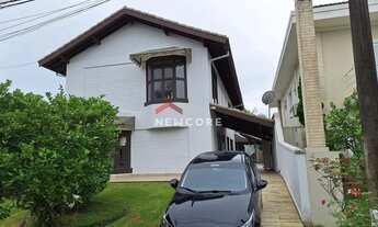 Imagem: Casa de condomínio em Rua dos Agapantos