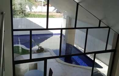 Imagem 2: Imóvel para venda possui 270 metros quadrados com 3 quartos em Buraquinho - Lauro de Freit