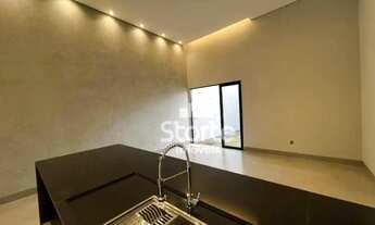 Imagem 3: Casa com 3 dormitórios à venda, 90 m² por R$ 640.000,00 - Praça Alto Umuarama - Uberlândia