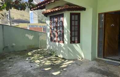 Imagem: Vendo casa em Alzira Ramos com quintal
