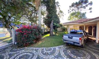 Imagem 5: Casa para venda possui 400 metros quadrados com 4 quartos em Guabirotuba - Curitiba - PR