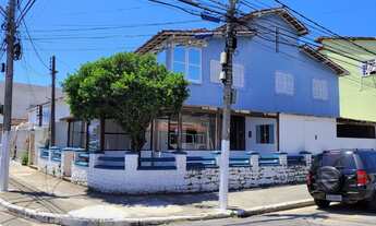 Imagem 3: Ótima casa comercial no Centro de Macaé, com salão anexo de aproximadamente 70m2 atrás da