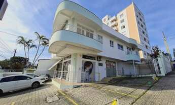 Imagem: Casa 3 Pisos ideal para empresas com duas