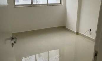 Imagem 3: Apartamento para aluguel possui 188 metros quadrados com 3 quartos em Jardim Apipema - Sal