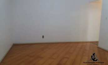 Imagem 3: Apartamento para aluguel e venda possui 135 metros quadrados com 2 quartos