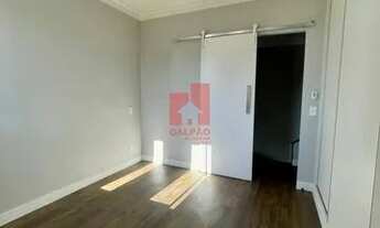 Imagem 4: Excelente Apartamento Duplex, com varanda em Moema, possui 71m², semi mobiliado, com 2 qua