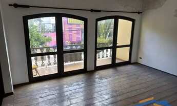 Imagem: Sobrado com 300 m² com 4 dormitórios em