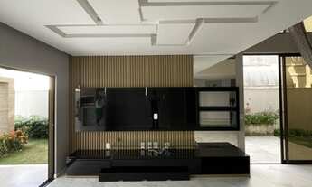 Imagem 4: Casa de condomínio para venda tem 343 metros quadrados com 4 quartos