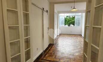 Imagem 1: Excelente Apartamento, na Praia do Botafogo, reformadíssimo, entrar e morar, dois dormitór