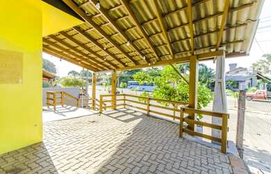 Imagem 5: Prédio comercial e casa nos fundos