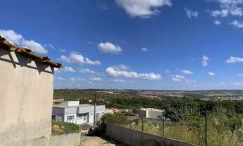 Imagem 7: Casa de condomínio sobrado para venda possui 1000 metros quadrados com 3 quartos