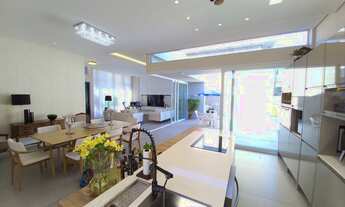 Imagem 2: Casa Terrea para venda com 3 dormitórios sendo 3 suítes em Jurerê - Florianópolis - SC