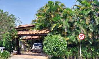 Imagem: CONDOMÍNIO COM ÁREA DE LAZER