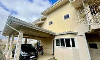 Imagem 4: Casa à Venda - 3 Suítes - 255 m2 - Bairro Carianos