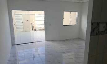 Imagem 7: Vendo casa na Mor. dos Pássaros III com 2 quartos sendo uma suíte, sala, cozinha e garagem