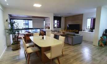 Imagem 2: LINDO E ESPAÇOSO APARTAMENTO REFORMADO DISPONÍVEL PARA COMPRA NO BAIRRO DA TAMARINEIRA