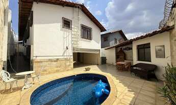 Imagem: Imóvel para venda possui 360 metros quadrados