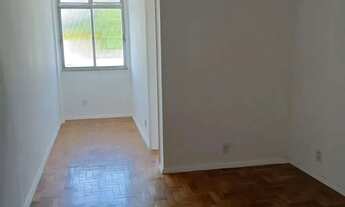 Imagem: 2 qts com garagem, travessa próxima colégio