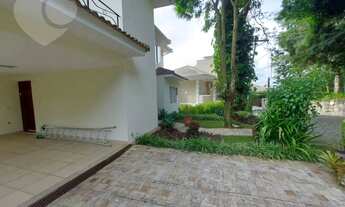 Imagem 6: Cada de 4 quartos dentro de condominio