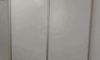 Imagem 6: Apartamento Padrão Mobiliado para Venda com 02 Dormitórios no bairro Parque das Flores II