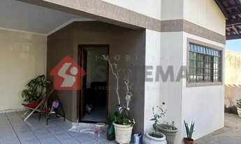 Imagem: Casa térrea no bairro Jardim Santa Eliza