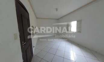 Imagem 6: Casa com 2 dormitórios e 1 suíte no Jardim Beatriz próxima ao Ginásio de Esportes em São C