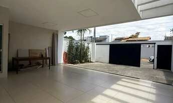 Imagem 6: ALUGO BELÍSSIMA SOBRADO ALTO PADRÃO SEMI MOBILIADO com 3 suítes plenas com piscina